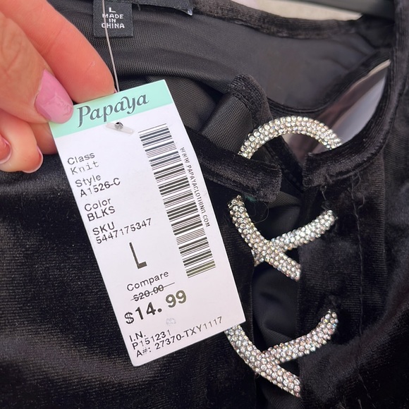 Papaya new vest black with detail like a rhinestone cord . Layer over a blouse. - Picture 3 of 3